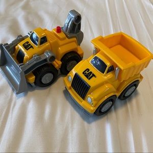 Duplo CAT pair of construction trucks